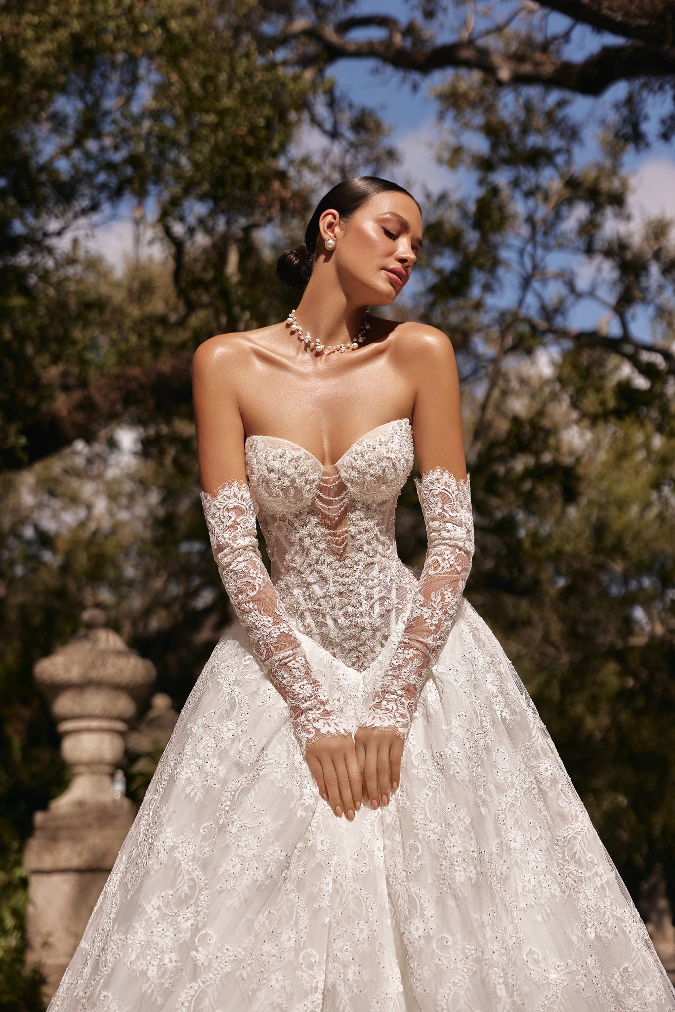 accessory dress Rosabelle gloves by OKSANA MUKHA photo of accessory dress Rosabelle gloves: