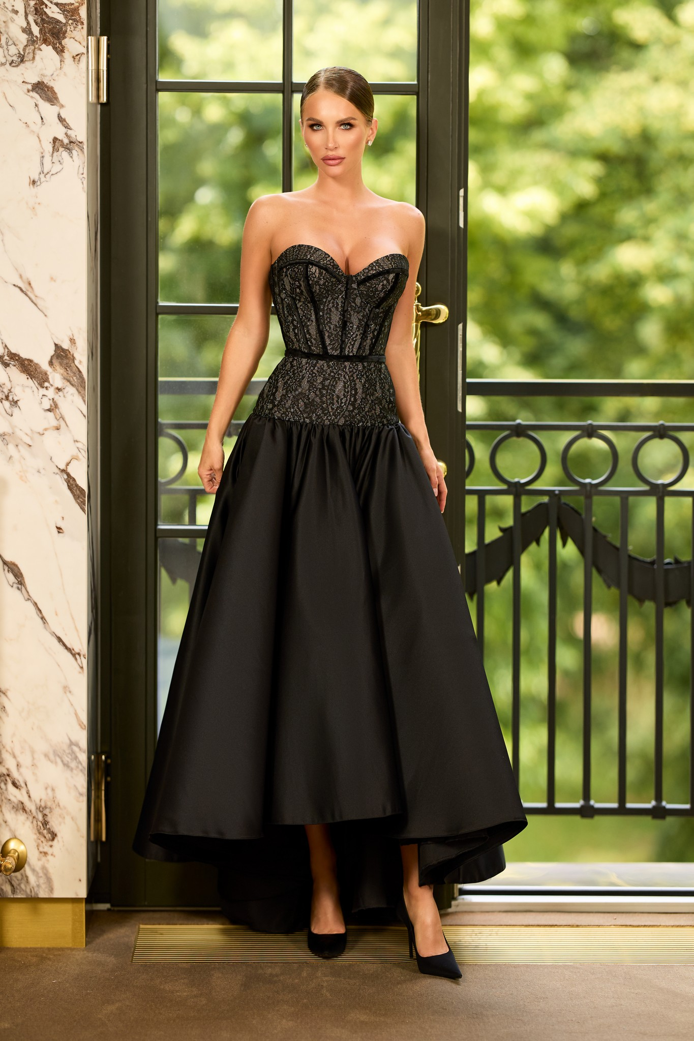 evening dress 2333 by OKSANA MUKHA Чорна сукня А-силуету з мереживним корсетом