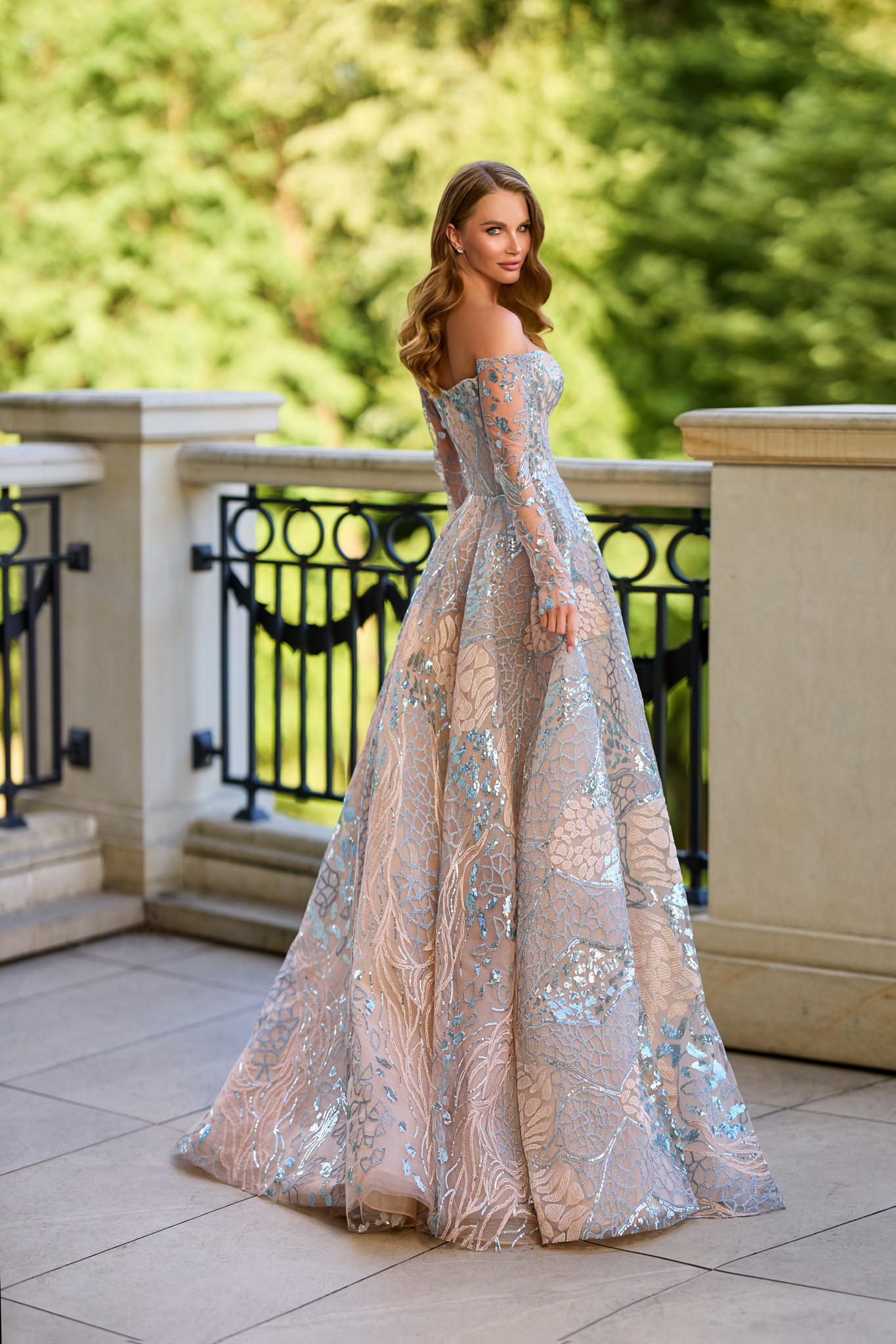 A-line wedding dress with lace sleeves
