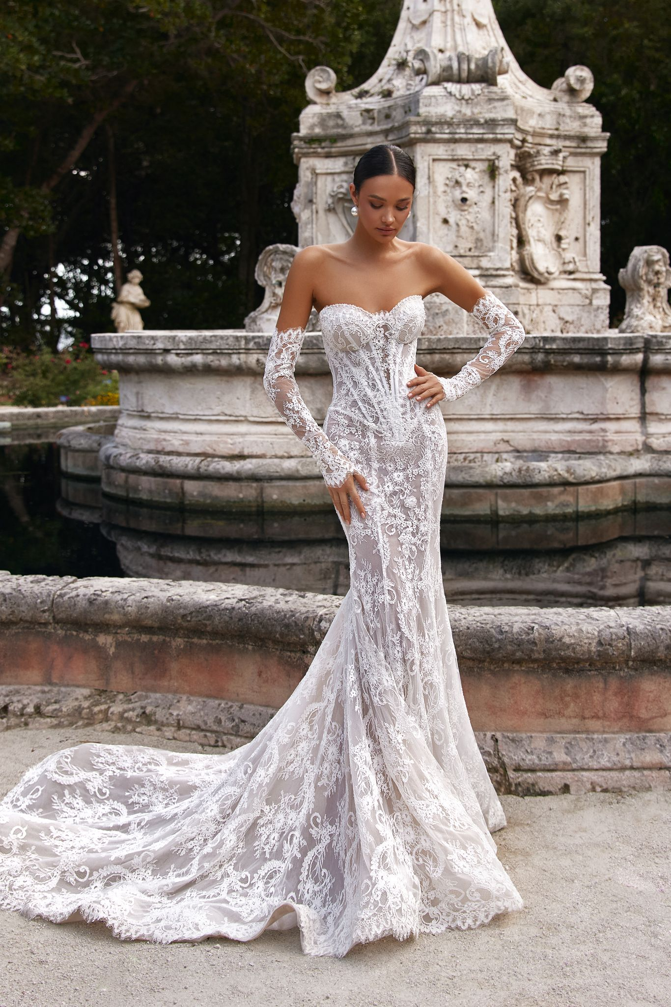 Buy Bella at OKSANA MUKHA