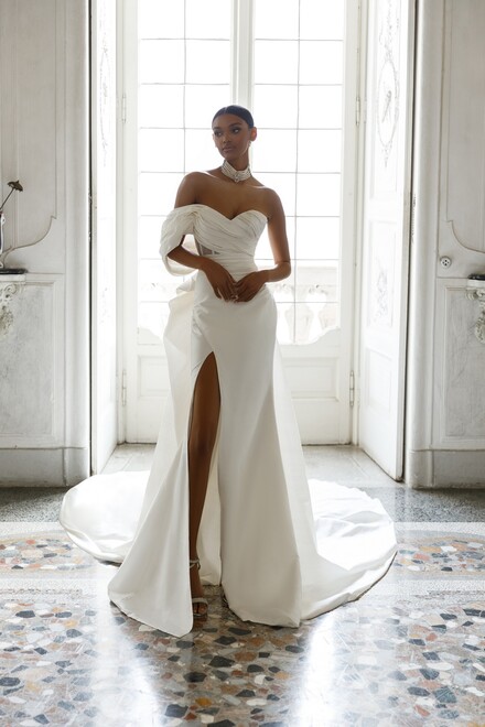 Sarah Alouache Wedding Dress - Aura - Off the Rack - Runaway Bridal