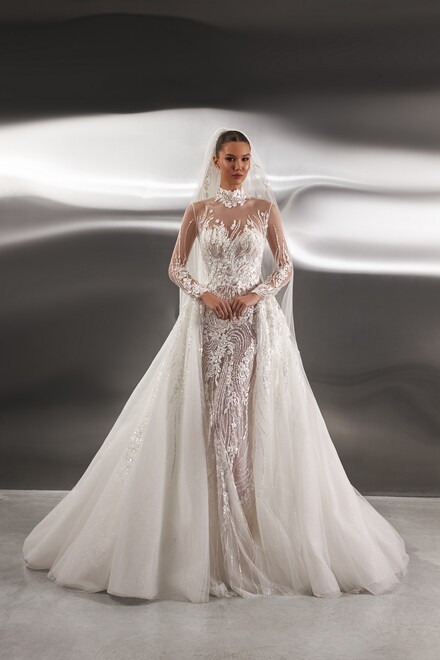 photo of wedding dress Cheril: приталений, серце, без бретель, довгий, з шлейфом, кремовий, довга