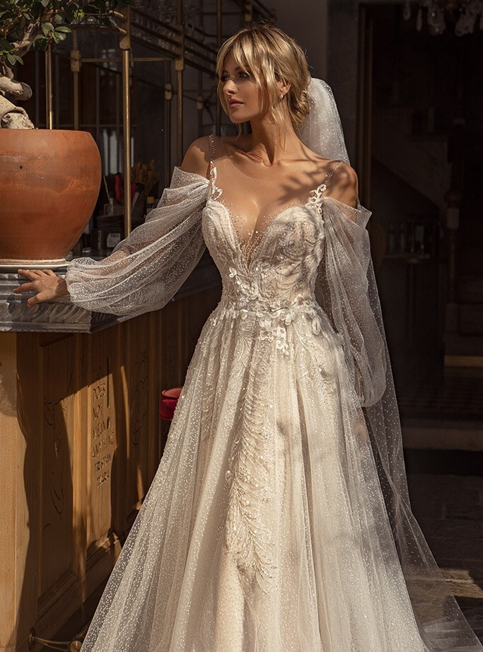 wedding dress Cecil by OKSANA MUKHA Wedding dress A-line, flock tulle, detachable sleeves