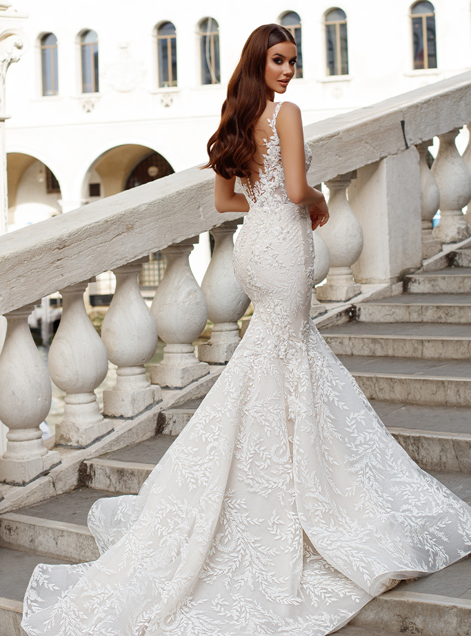 wedding dress Ioanna by OKSANA MUKHA Wedding dress mermaid silhouette, lace, glitter fabric