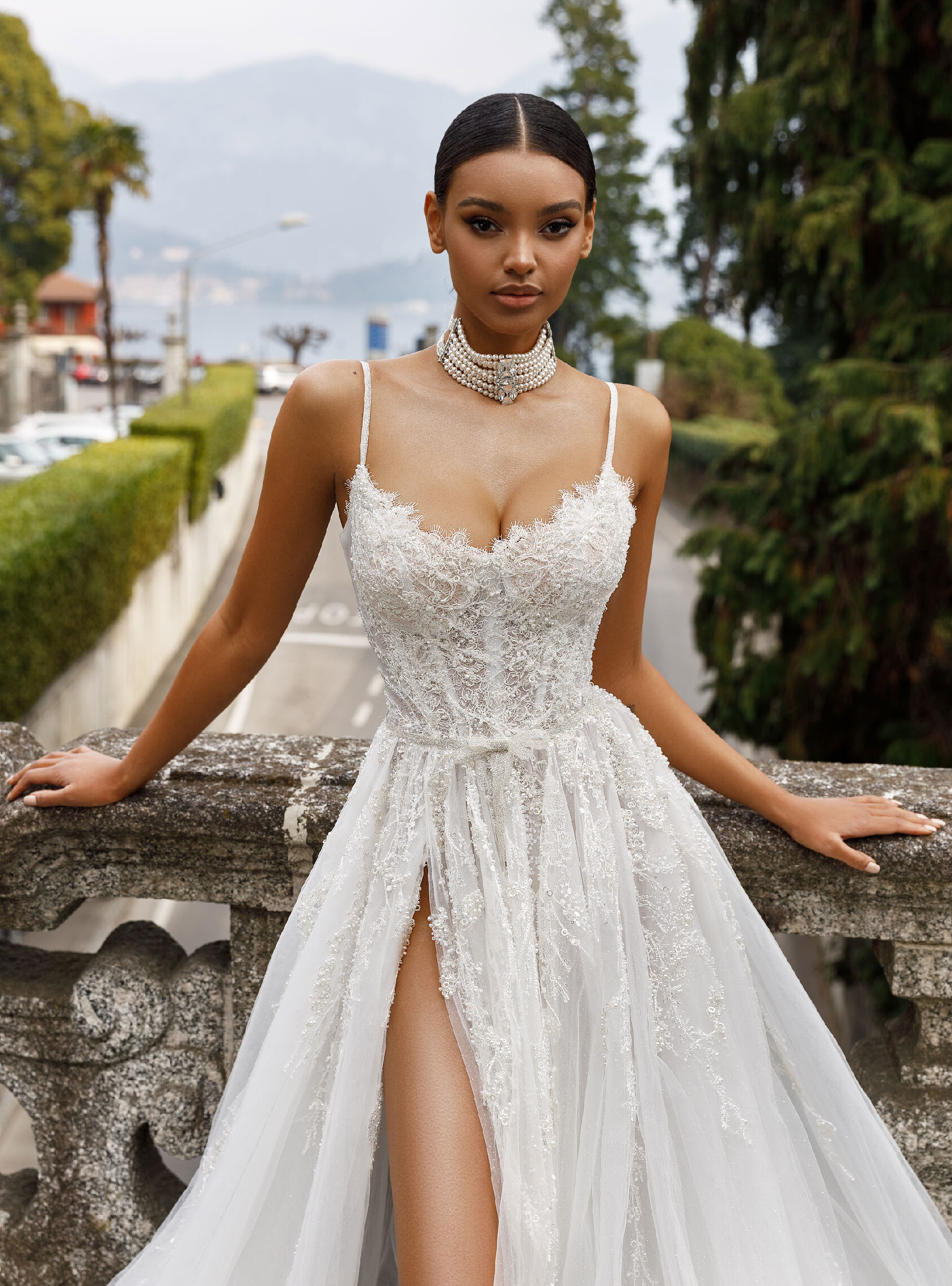 Dress slit skirt, pearl, bead and sequin embroidery