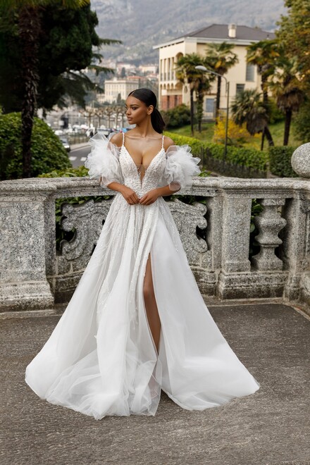 Wedding dress with removable sleeves - Oksana Mukha