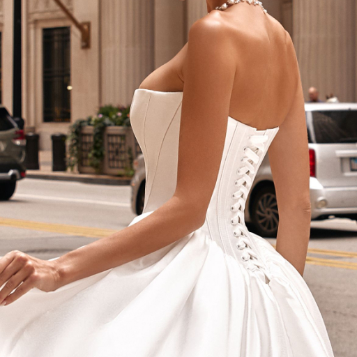 wedding dress Augusta by OKSANA MUKHA photo of wedding dress Augusta: ivory