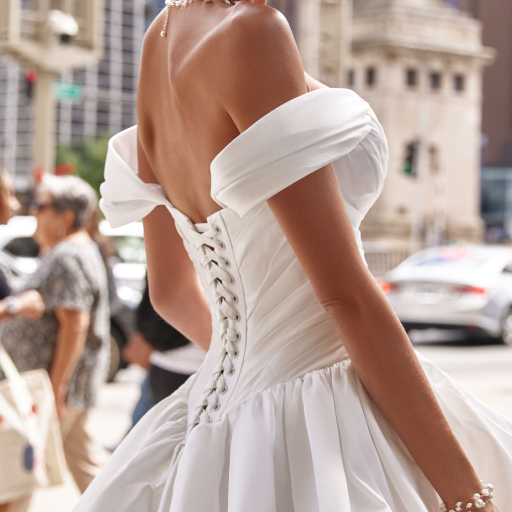 wedding dress Daphne by OKSANA MUKHA photo of wedding dress Daphne: elfenbein