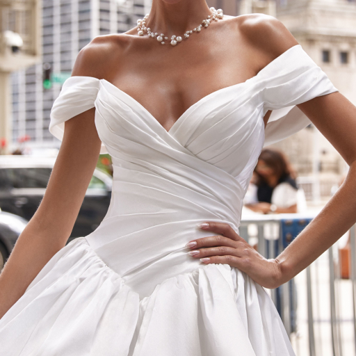 wedding dress Daphne by OKSANA MUKHA photo of wedding dress Daphne: elfenbein
