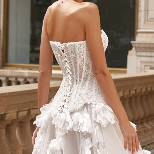 photo of wedding dress Mirey : кремовый