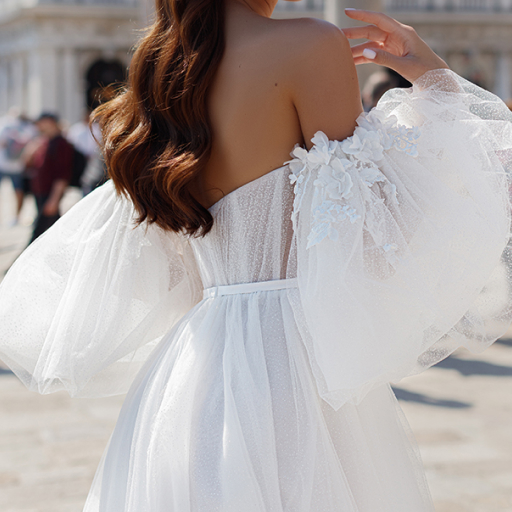 wedding dress Charmaine by OKSANA MUKHA photo of wedding dress Charmaine: ivory