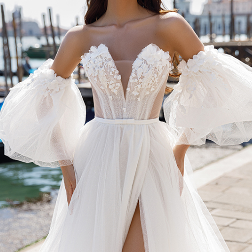 wedding dress Charmaine by OKSANA MUKHA photo of wedding dress Charmaine: ivory