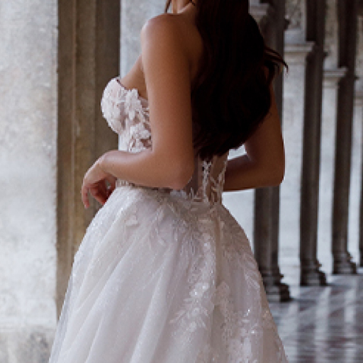 wedding dress Wilma by OKSANA MUKHA photo of wedding dress Wilma: ivory