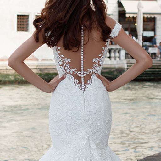 wedding dress Blanca by OKSANA MUKHA photo of wedding dress Blanca: ivory, nude