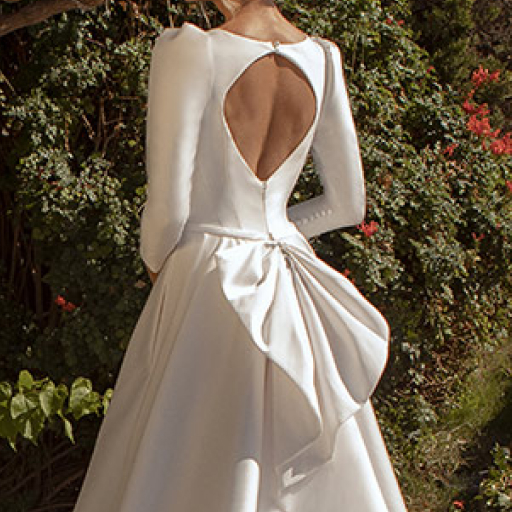 photo of wedding dress Lenny: ivory