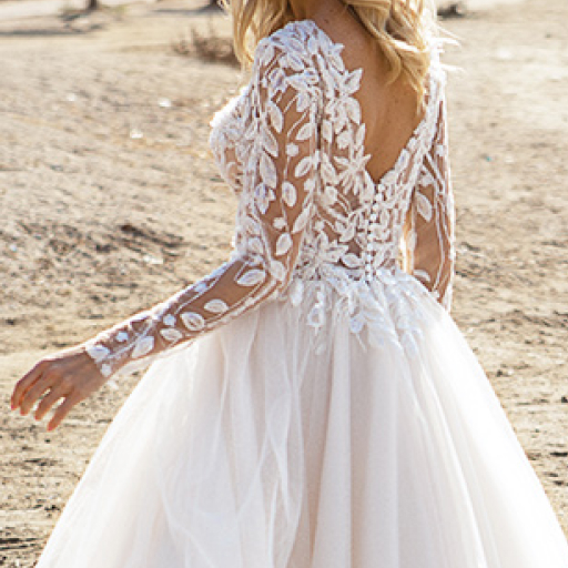 photo of wedding dress Sarah: ivory
