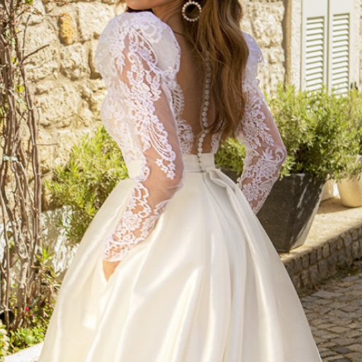 wedding dress Lorette by OKSANA MUKHA photo of wedding dress Lorette: kremowy