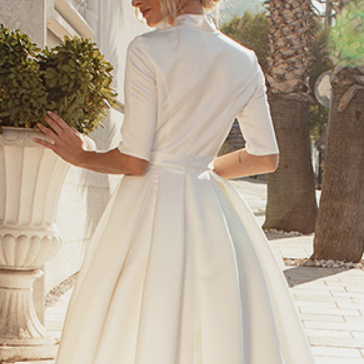 wedding dress Madison with cape by OKSANA MUKHA photo of wedding dress Madison with cape: elfenbein, nackt