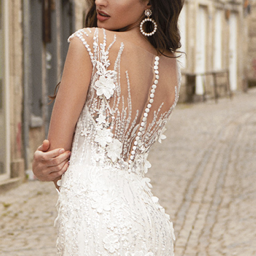 photo of wedding dress Bianca: кремовый, телесный