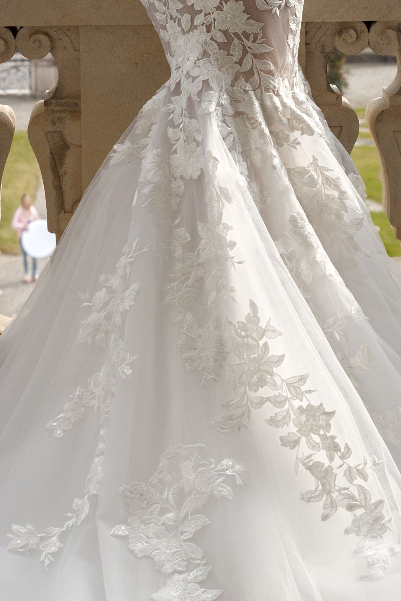 photo of wedding dress Jackie with lining: рыбка, иллюзия, без рукавов, без шлейфа, пудровый, кремовый, длинная