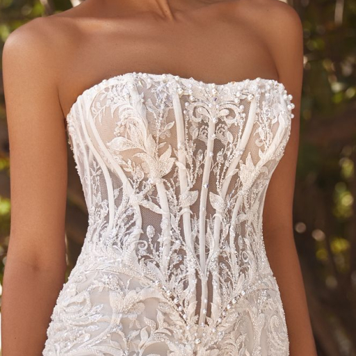 wedding dress Amoret by OKSANA MUKHA photo of wedding dress Amoret: кремовый