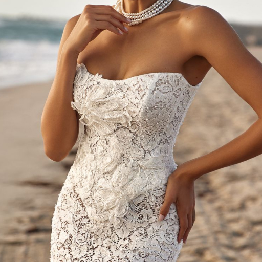 photo of wedding dress Iris: кремовый