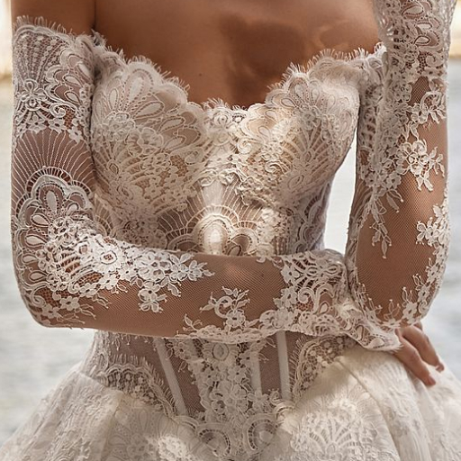 photo of wedding dress Isolde: ivory