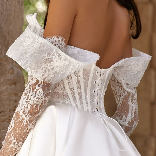 wedding dress Rhea by OKSANA MUKHA photo of wedding dress Rhea: кремовый